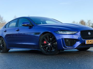Autotest – Jaguar XE P250 (2019) ...
