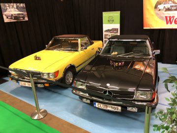 Twee klassieke Mercedes-Benz cabriolets te zien op de autoshow Antwerp Classic Salon 2020.