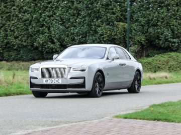 Autotest - Rolls-Royce Ghost (2020)