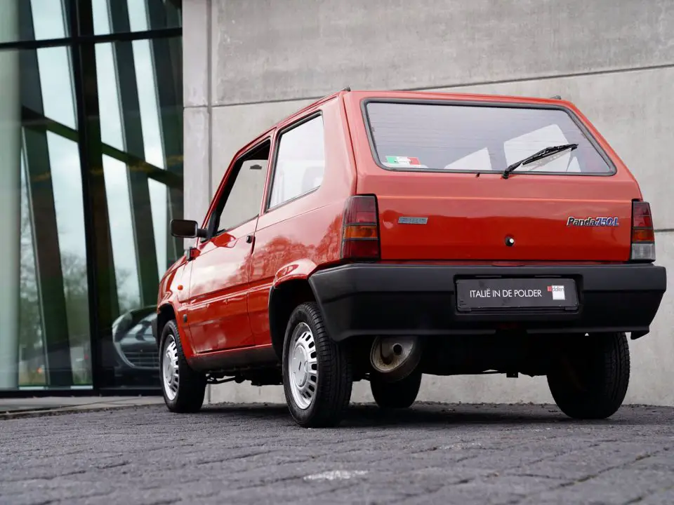 Italië in de polder een Fiat Panda van 103.000 euro?
