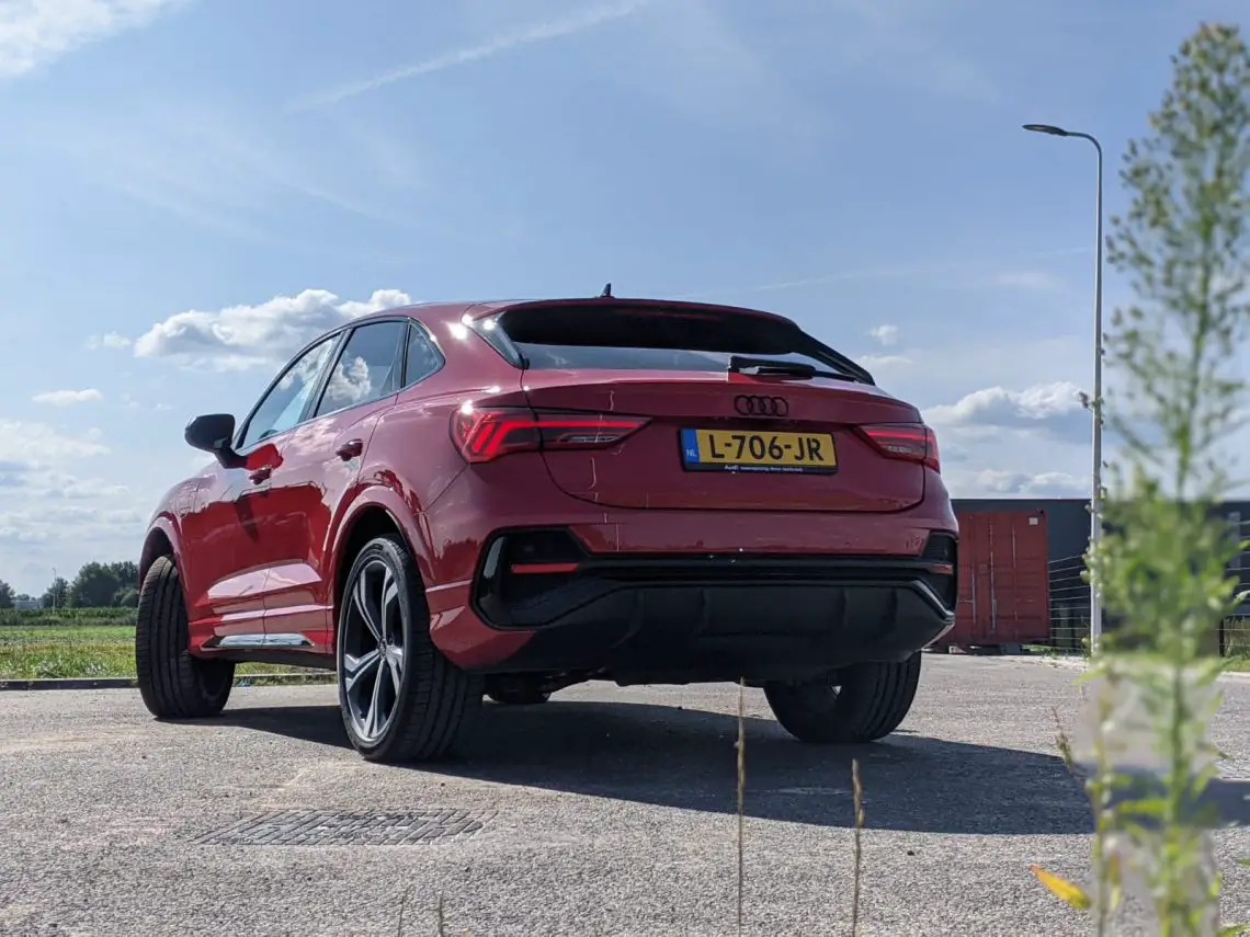 Autotest - Audi Q3 Sportback 45 TFSI E (2022) - AutoRAI.nl