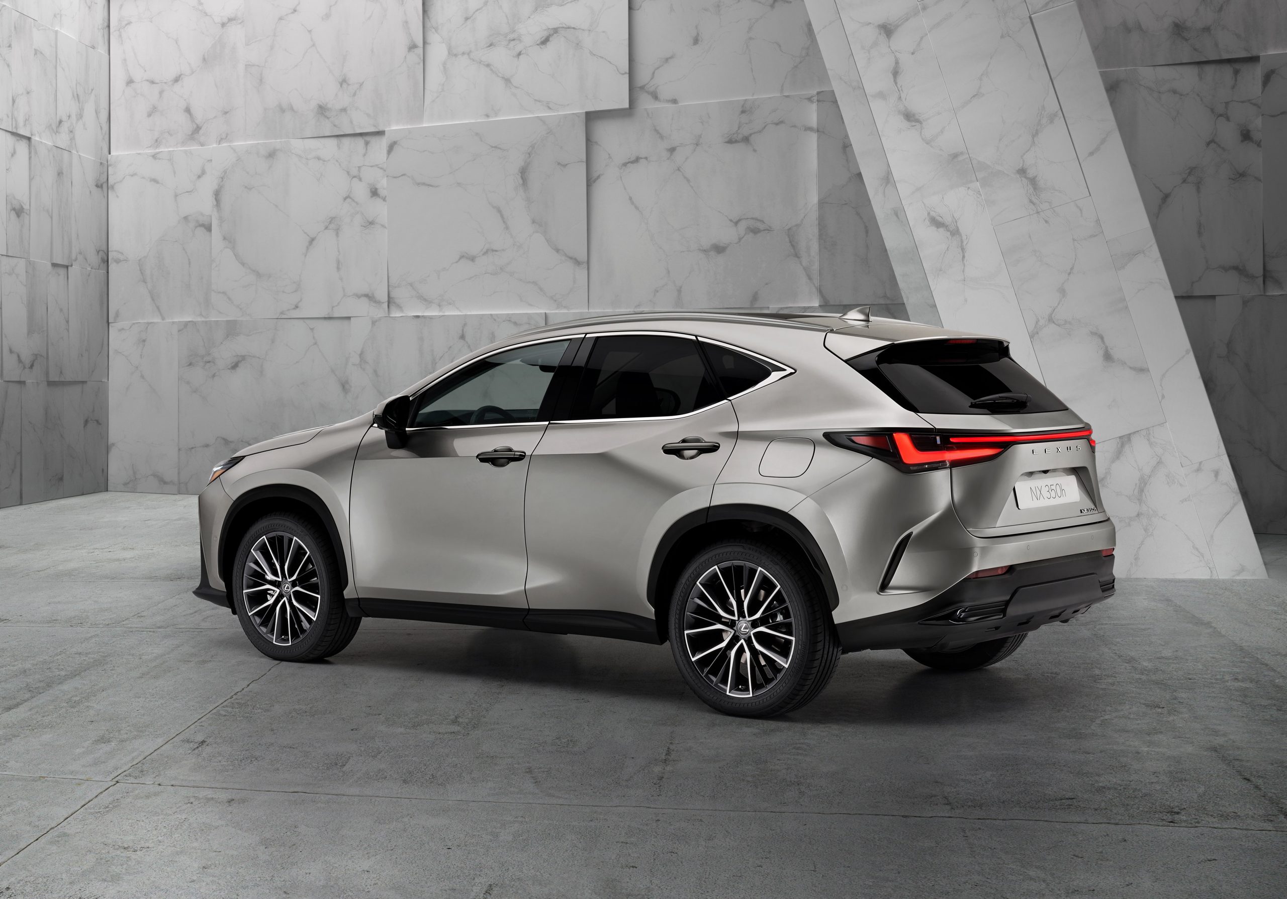 Vanafprijs bekend van nieuwe Lexus NX 350h