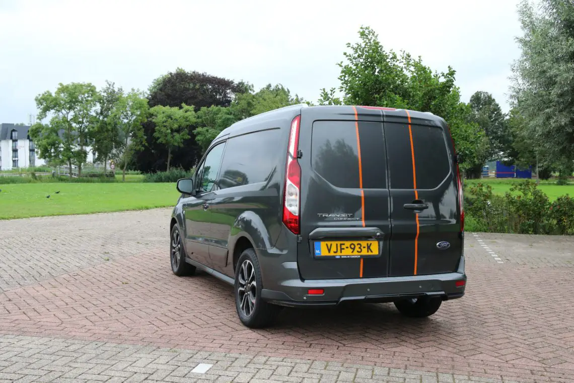 Autotest Ford Transit Connect Sport Flitsend Busje