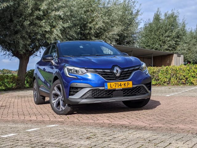 Renault Captur E-Tech Hybrid 145 review