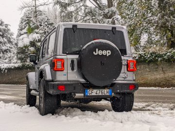 Review – Jeep 4xe plug-in hybride – Meer power voor minder geld ...