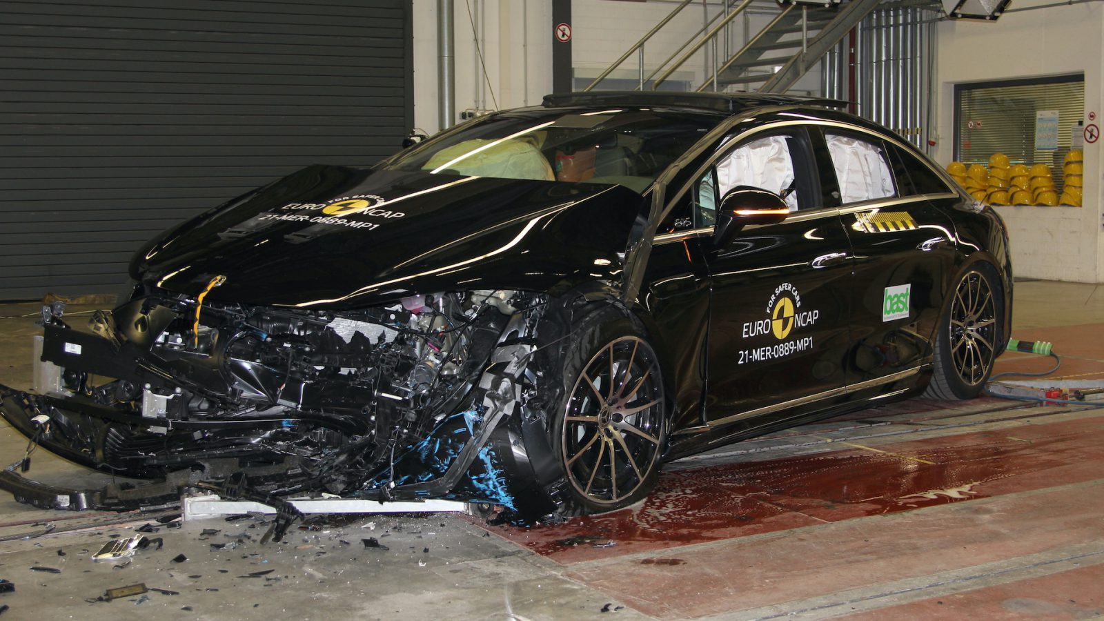 Mercedes EQS Crashtest Euro NCAP