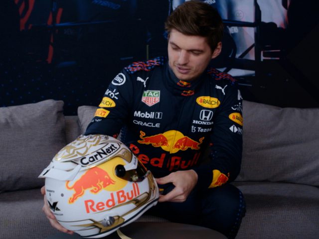 Max Verstappen helm 1