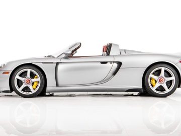 Porsche Carrera GT (10)