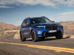 BMW X7 header