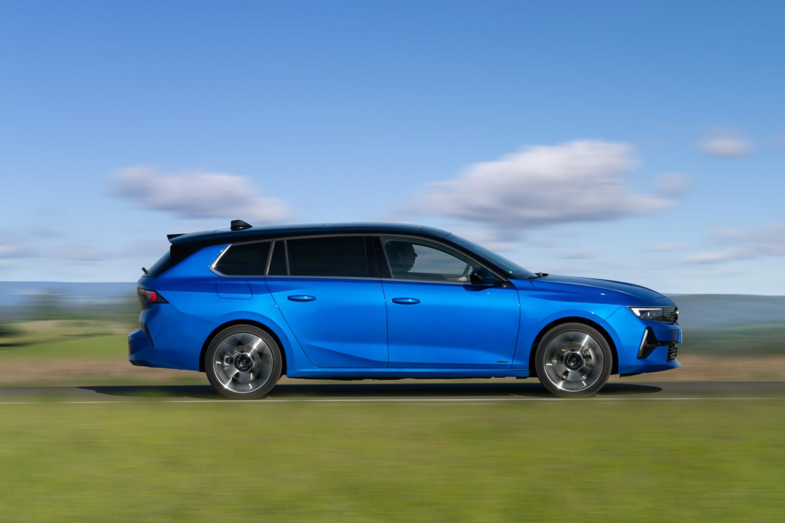 Opel Astra L Sports Tourer Lieferzeit Review - Opel Astra Sports Tourer (2022)