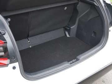 Mazda 2 Hybrid kofferbak