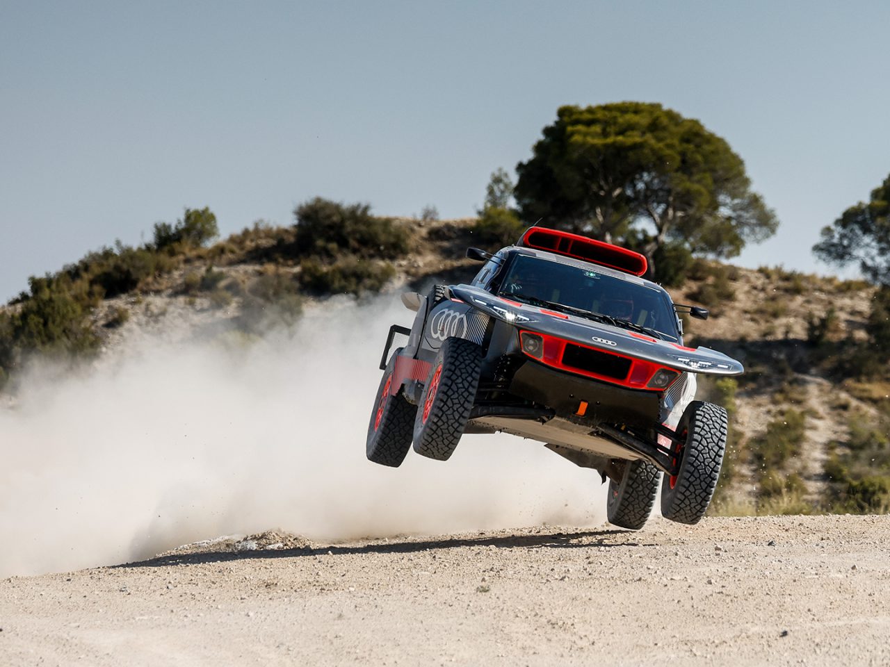 Audi-RS-Q-e-tron-E2_header