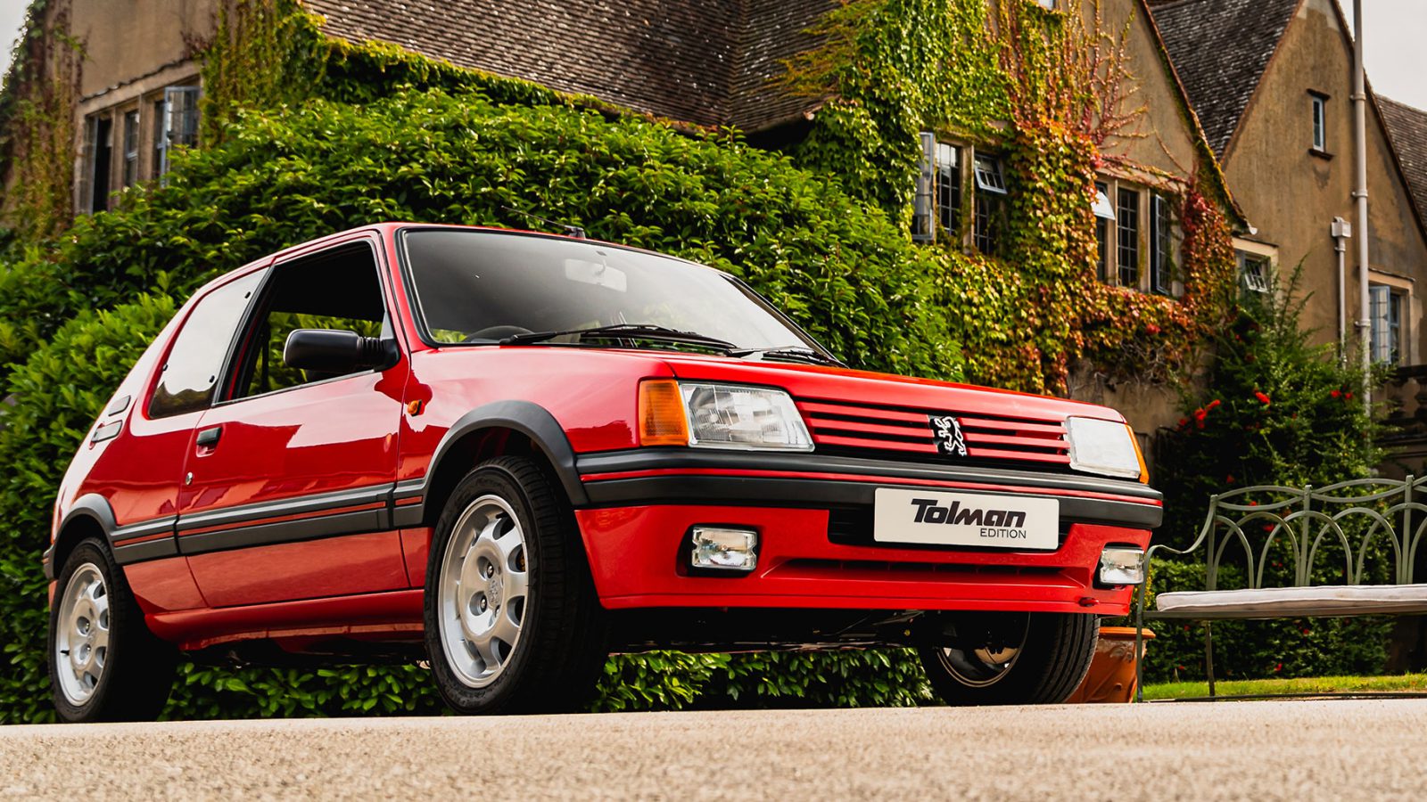 Tolman Motorsport komt met restomod van Peugeot 205 GTI