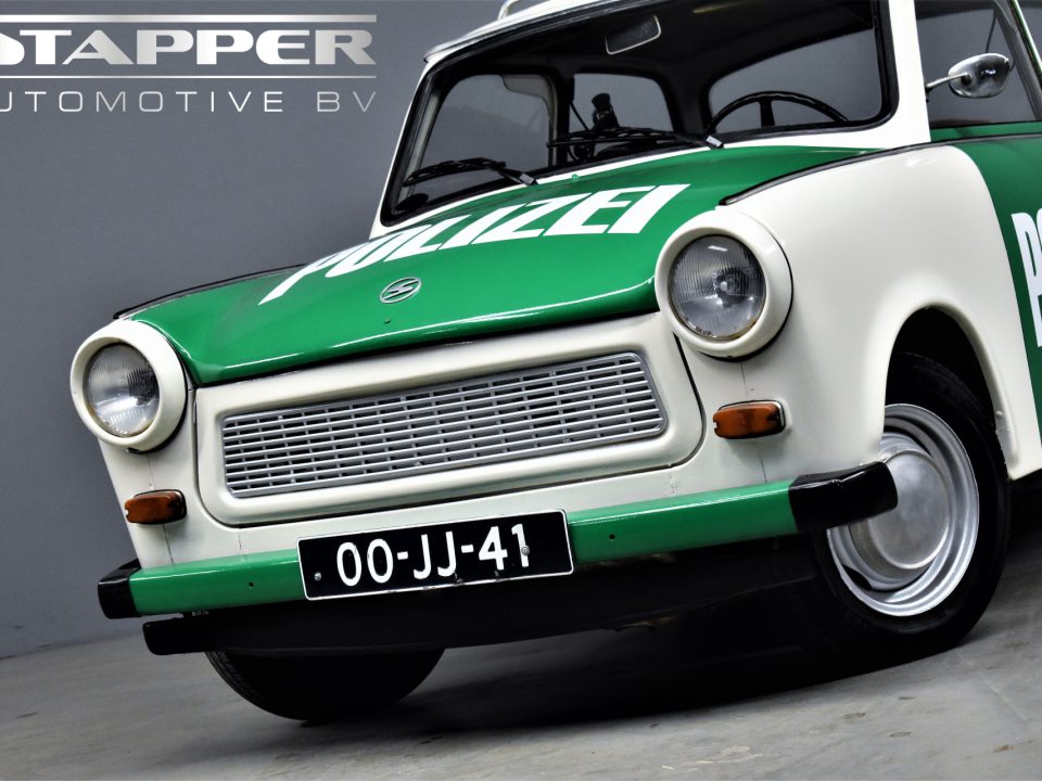 Deze Trabant P601 deLuxe Polizei wil je toch hebben?
