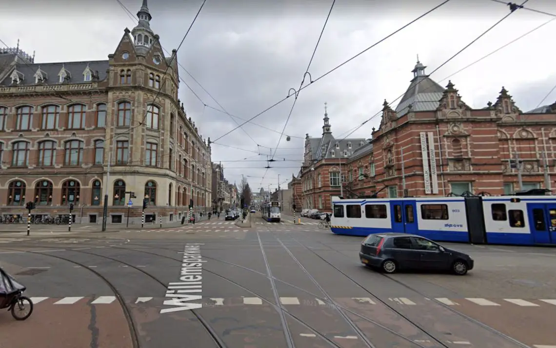Amsterdam - Google Maps