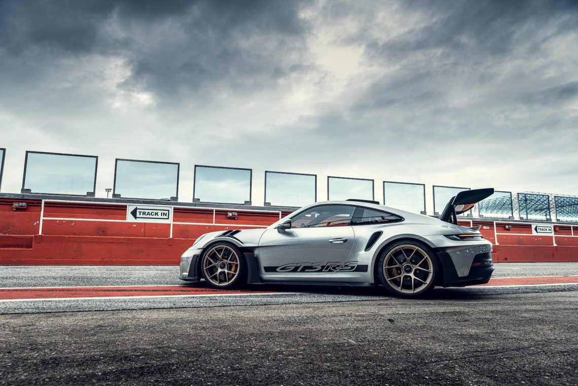 In de pitstraat - Porsche 911 GT3 RS