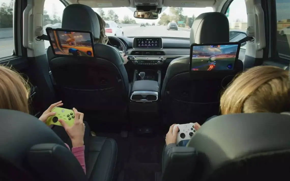 Videogames in auto