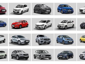 Een raster van twintig verschillende auto's in verschillende kleuren en modellen wordt weergegeven op een witte achtergrond, waardoor automobilisten worden geboeid door hun verscheidenheid.