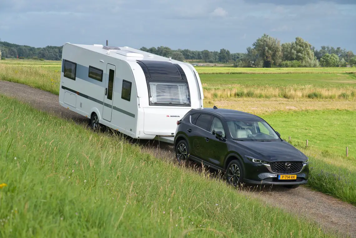 Mazda CX-5 met caravan