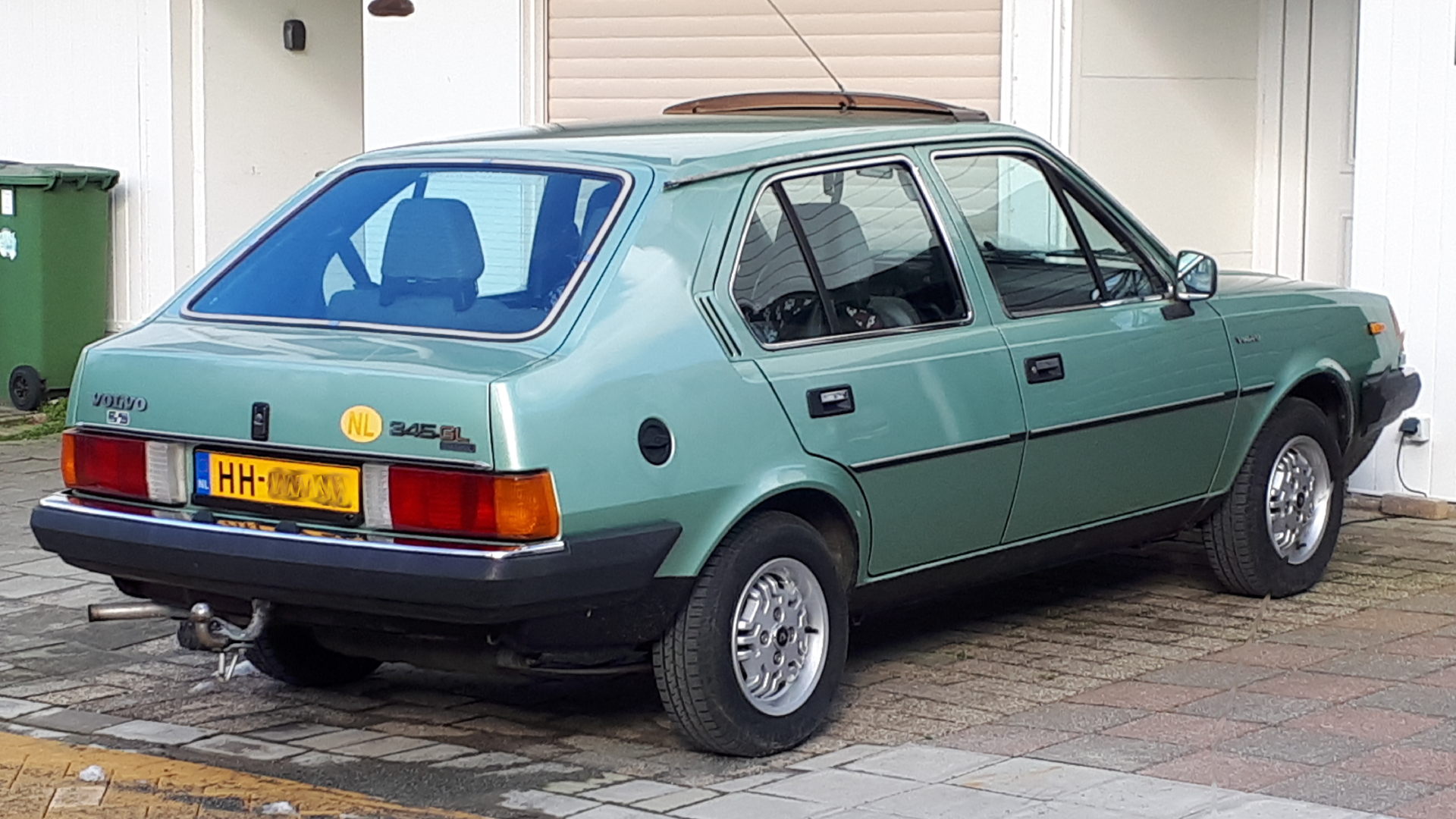Volvo 345 Rally Gespot: een oprit vol Hollands glorie - AutoRAI.nl
