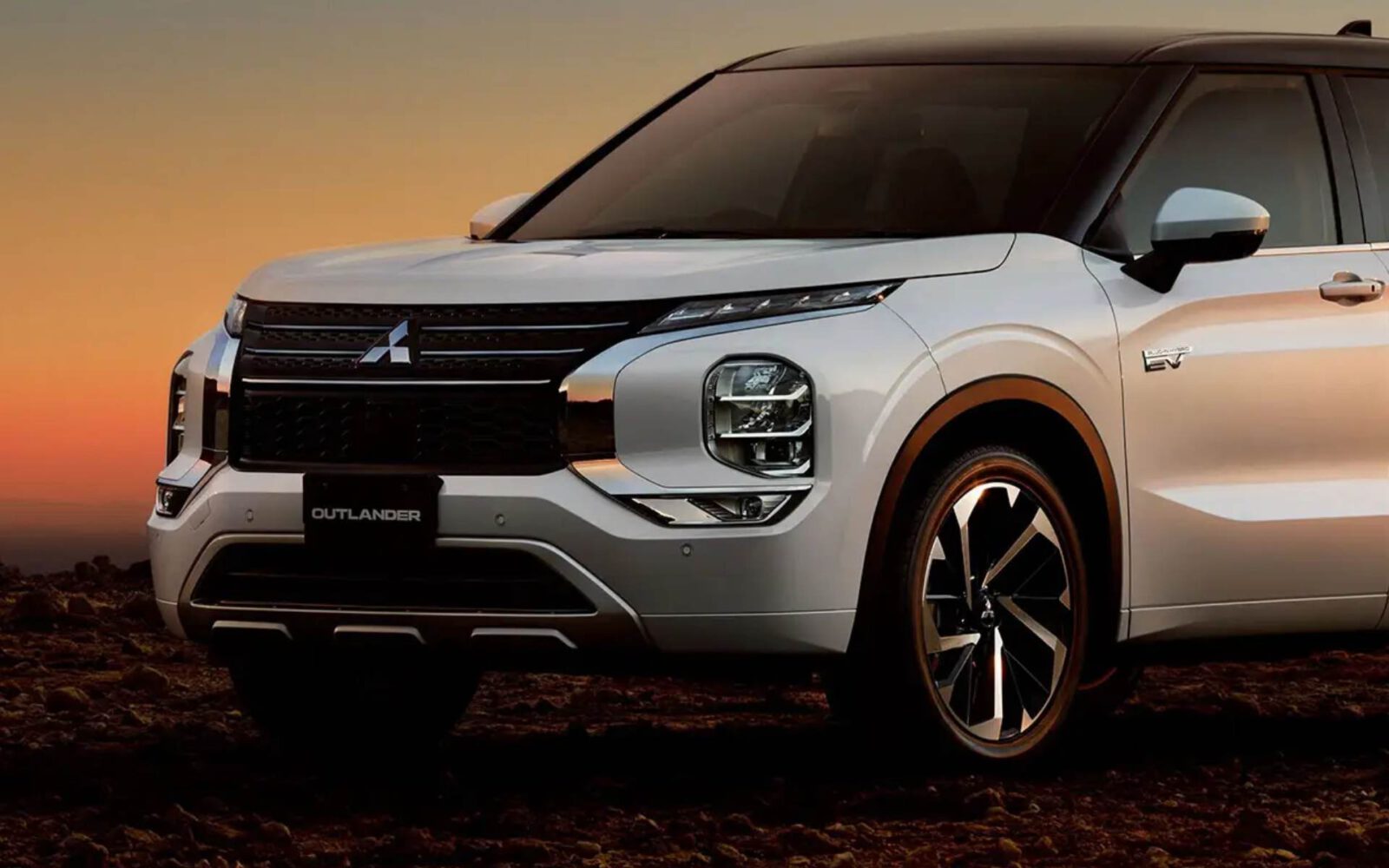 Mitsubishi Motors Outlander PHEV 2024