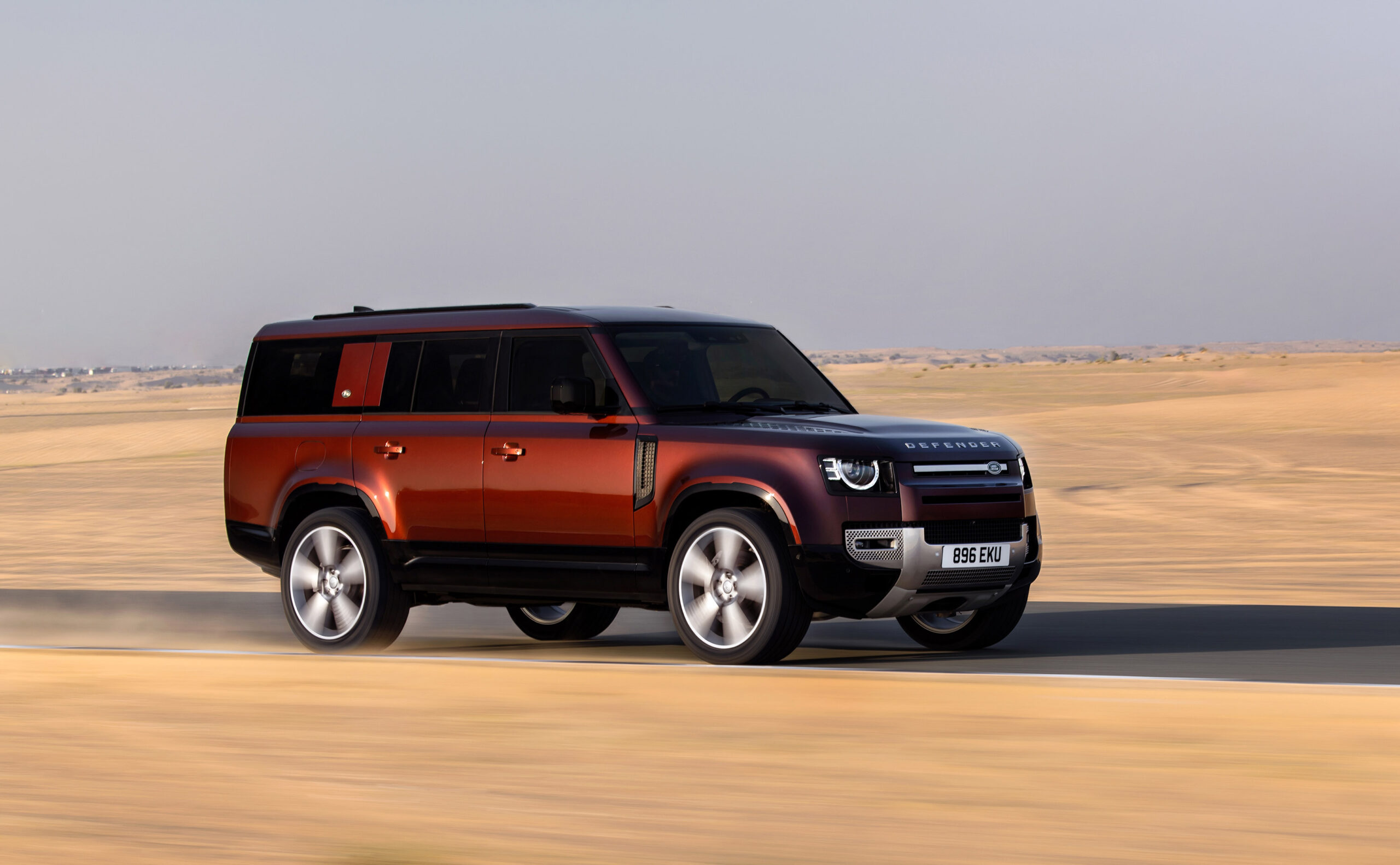LAND ROVER DEFENDER 130
