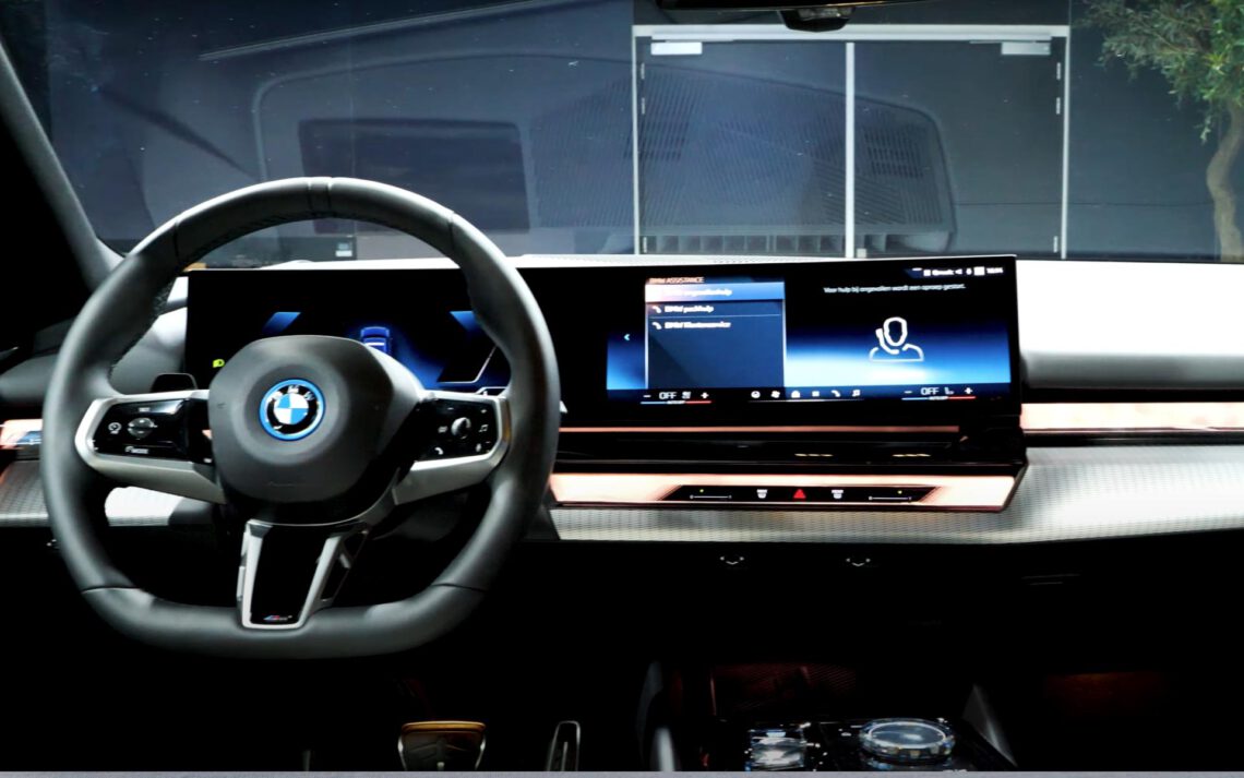 BMW i5 - intérieur