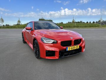 BMW M2 2023