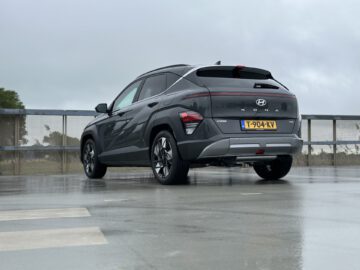 Hyundai KONA Hybrid 2023