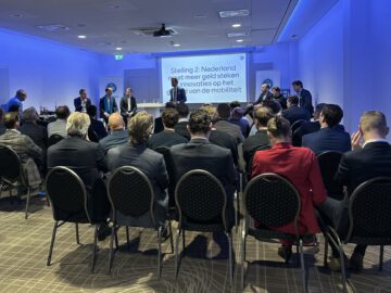 Met de verkiezingen voor de Tweede Kamer in aantocht vond op 9 november het Mobiliteitsindustriedebat van RAI Vereniging plaats bij de Automotive Campus in Helmond