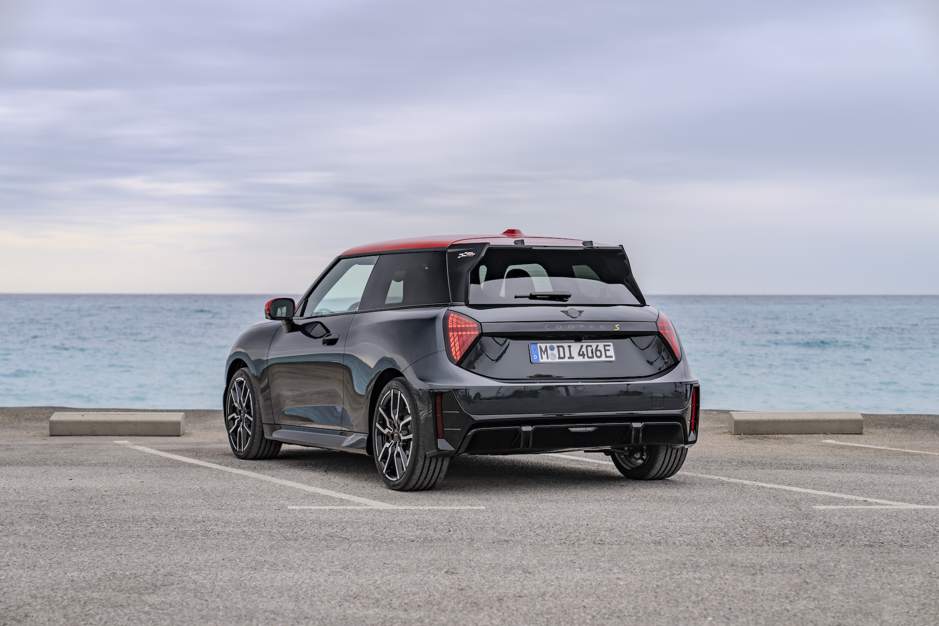 MINI Cooper SE John Cooper Works: ook extra vermogen