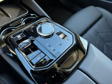 BMW-520i-g60 panneau de commande intérieur