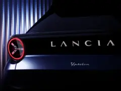 Lancia Ypsilon 2024 achterkant teaser
