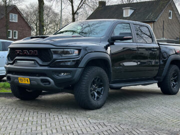 Gespot: een Ram 1500 TRX ...