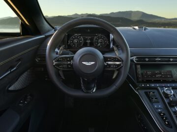 Interior del Aston Martin Vantage
