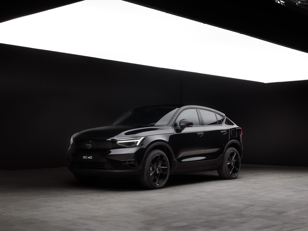 Volvo EC40 Black Edition