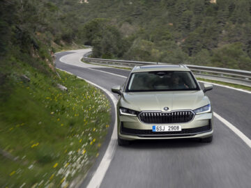 Review – Skoda Superb Combi (2024) – Meer auto heb je niet nodig ...