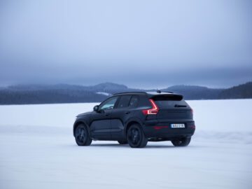 Volvo EX40 (MY2025)