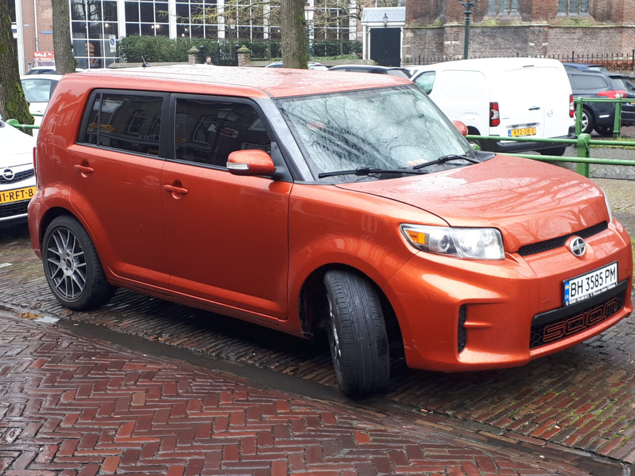 Gespot: een Scion xB ...