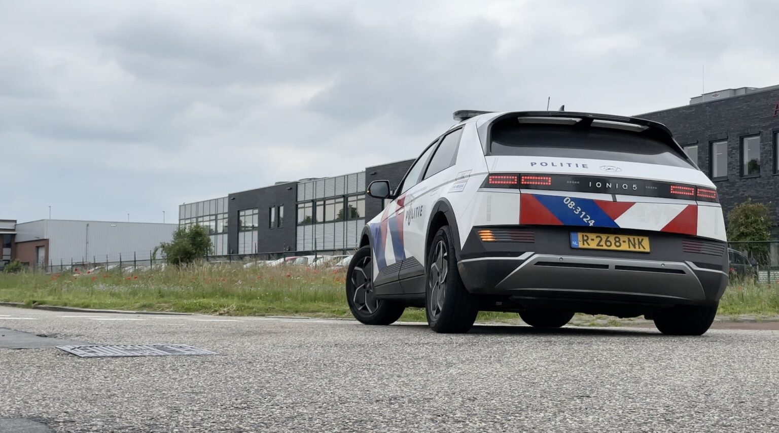 Wordt de elektrische politieauto een succes? AutoRAI TV