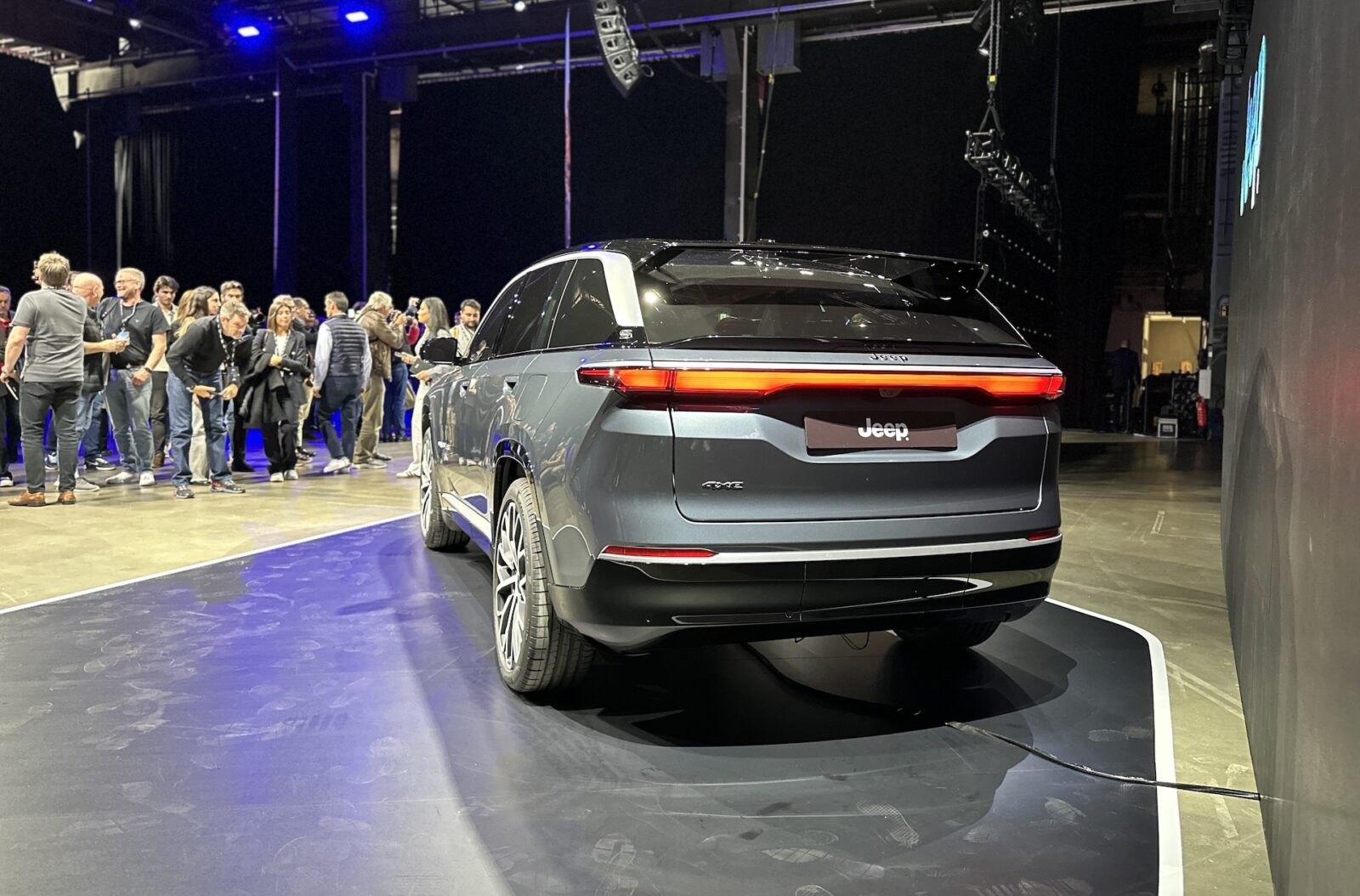 Jeep Wagoneer S - sneak preview