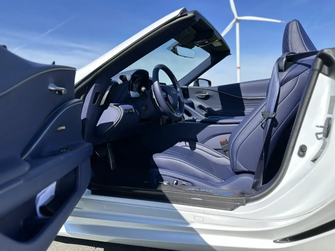 Interior Lexus LC 500 Ultimate Edition Descapotable