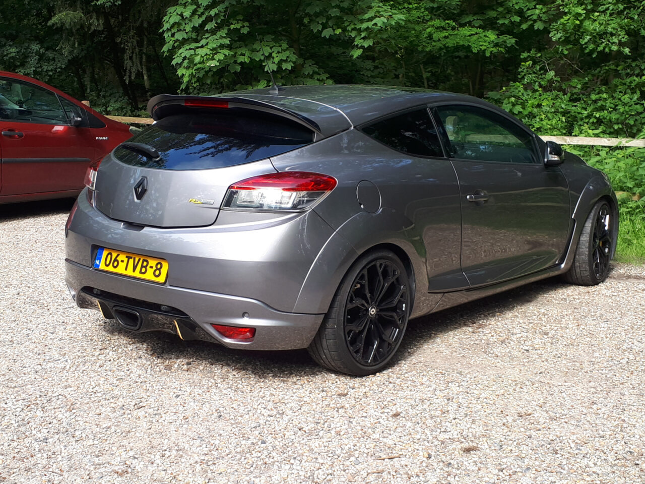 Gespot: een Renault Mégane R.S. uit 2010 ...