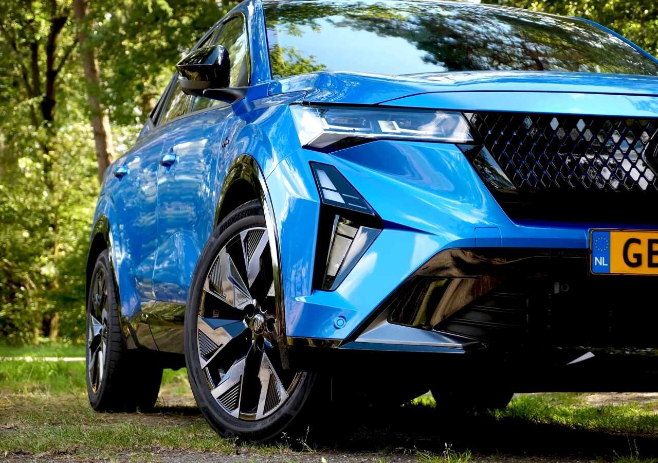 Review – Renault Rafale (2024) – Stoere coupé-SUV voor de massa ...