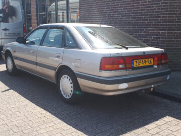 Gespot: een Mazda 626 uit 1991 ...