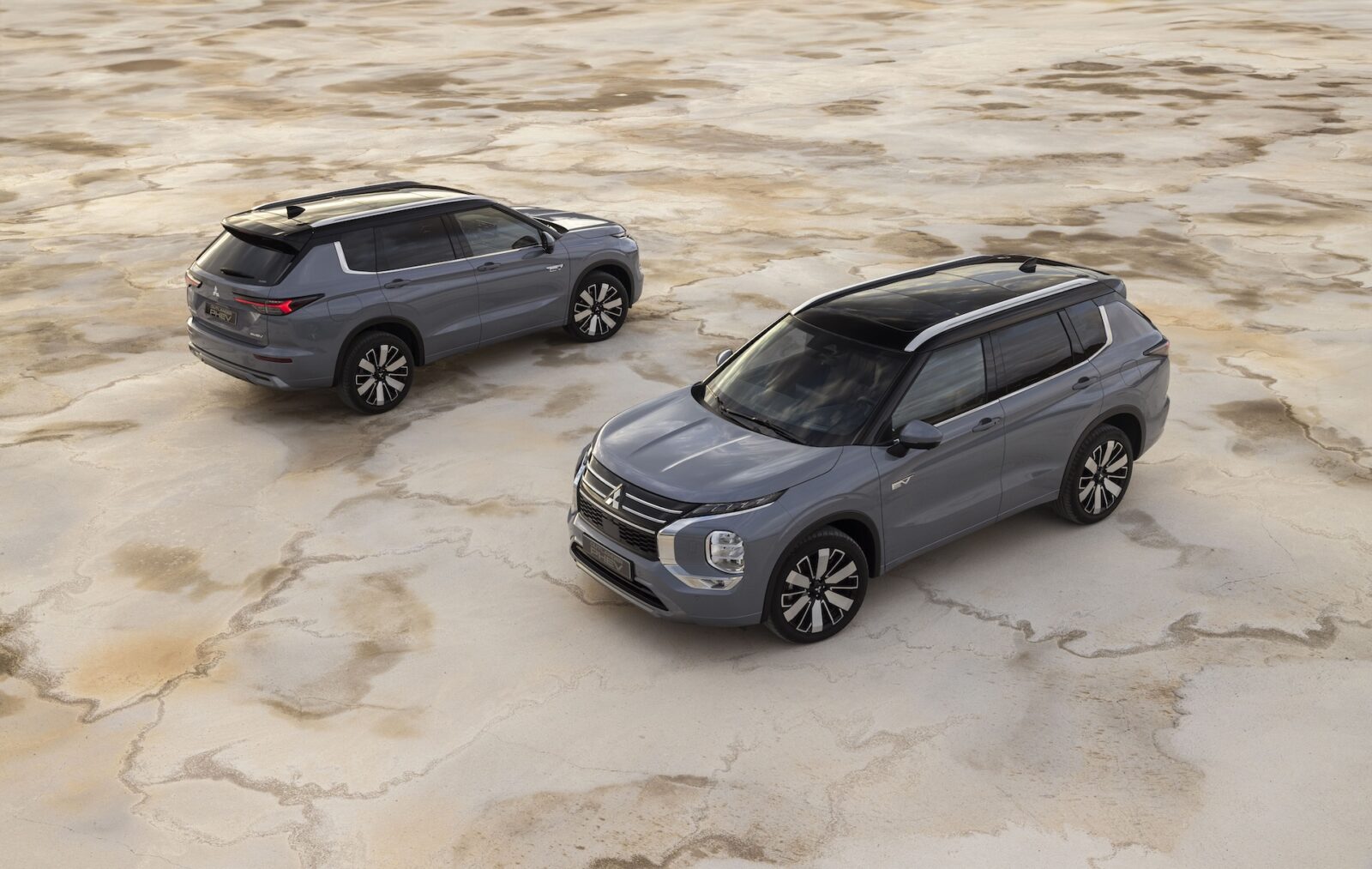 Mitsubishi Outlander PHEV 2024