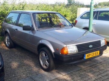Gespot: een Ford Escort Estate uit 1982 ...