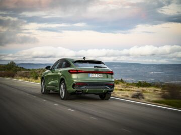 Audi Q5 Sportback in District Green metallic