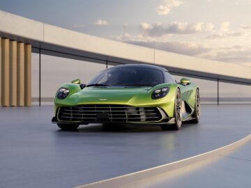 Aston Martin Valhalla