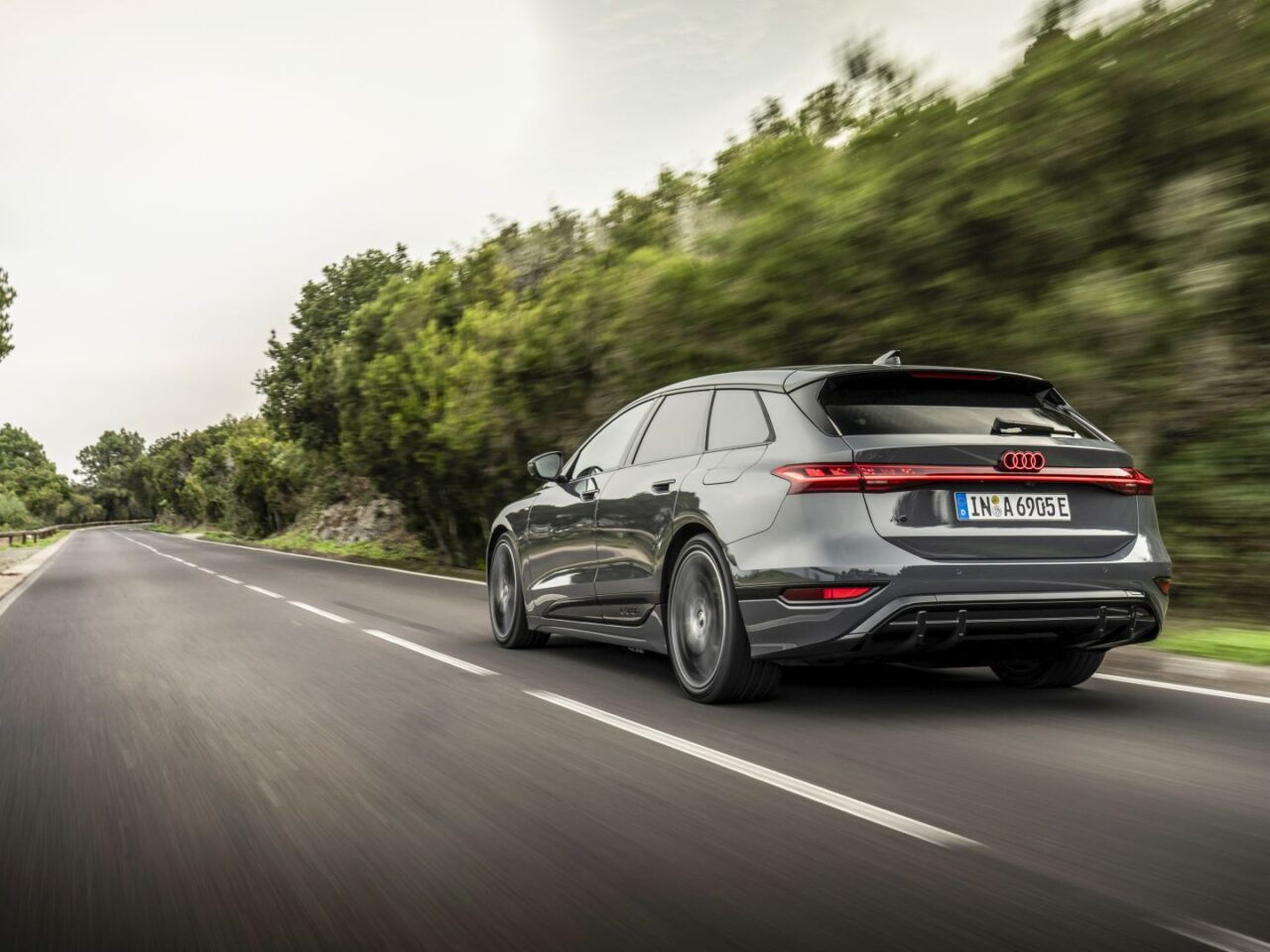 Review – Audi A6 e-tron (2025) – Elektrische A6 zet concurrentie op  ...